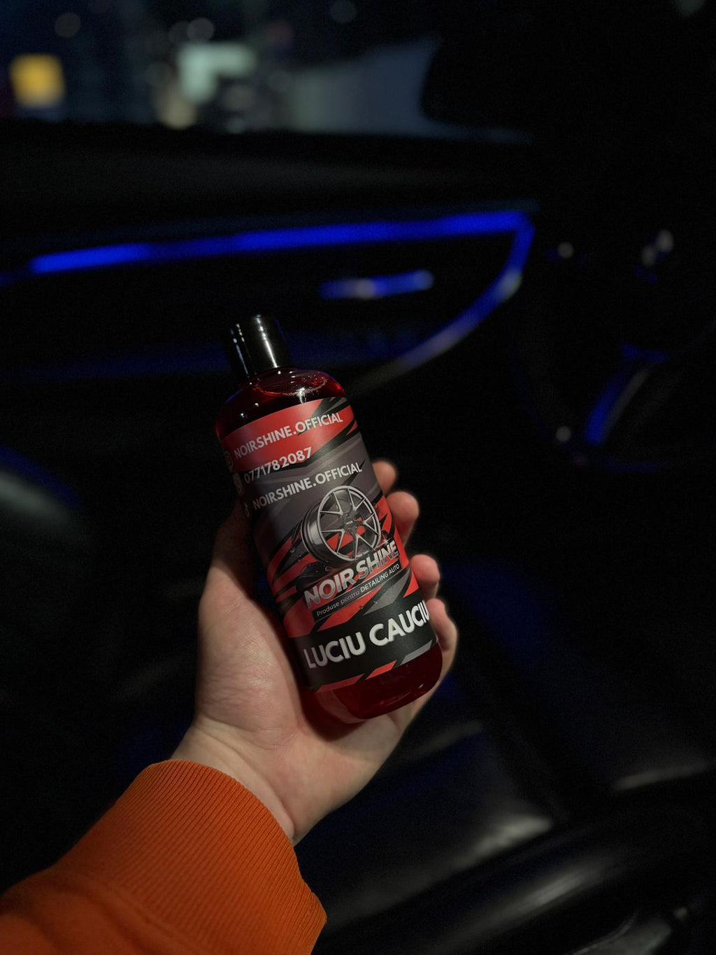Spray Luciu Cauciuc (Pe baza de ulei) 500 ML